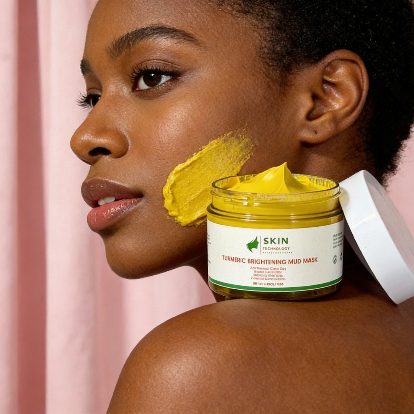 TURMERIC BRIGHTENING MUD MASK