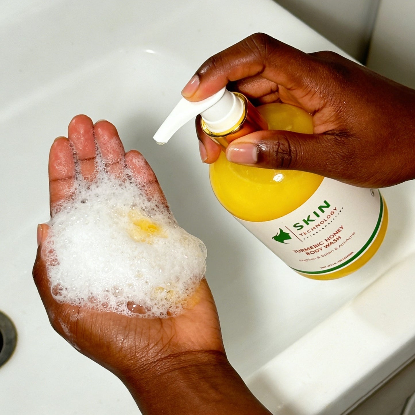TURMERIC HONEY BODY WASH