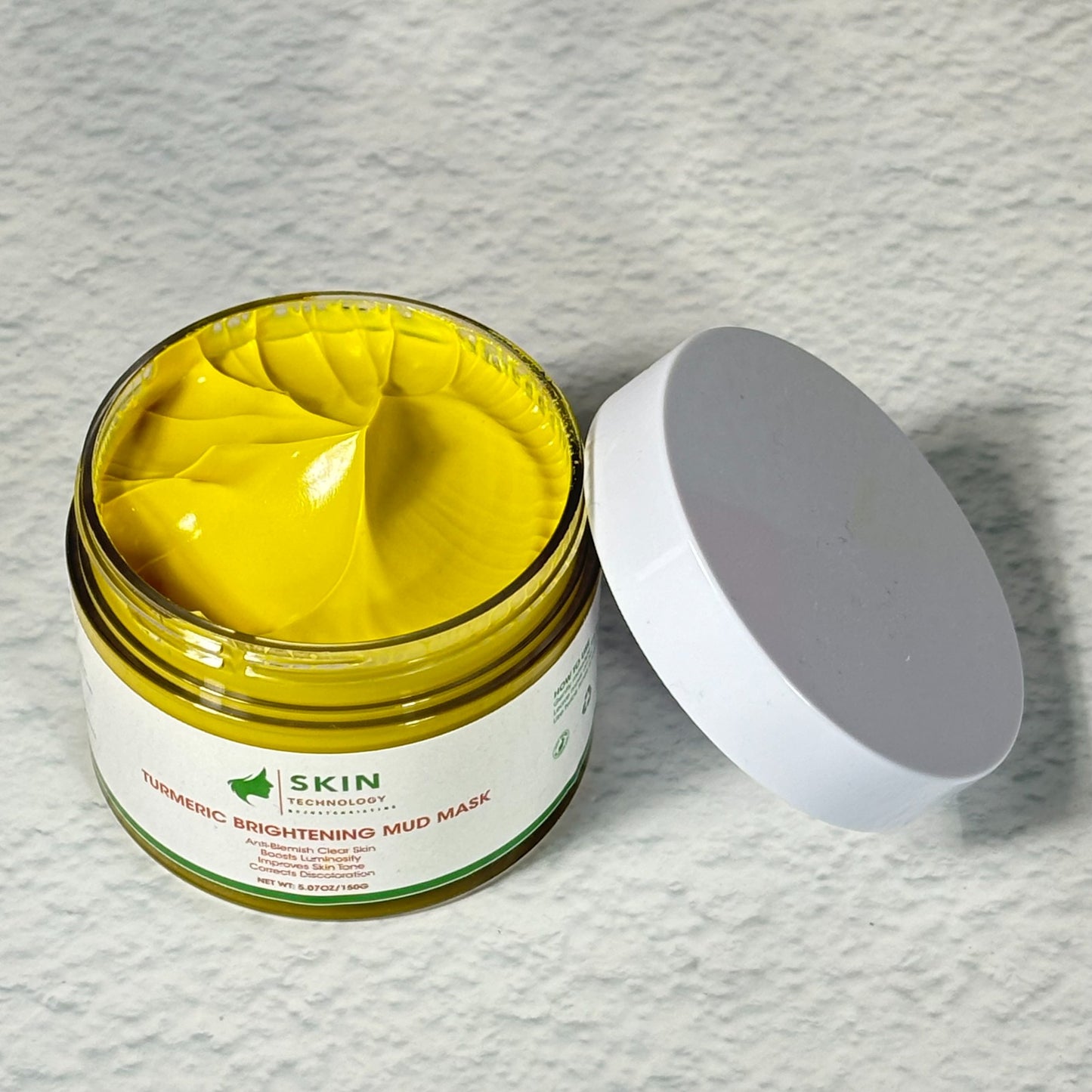 TURMERIC BRIGHTENING MUD MASK
